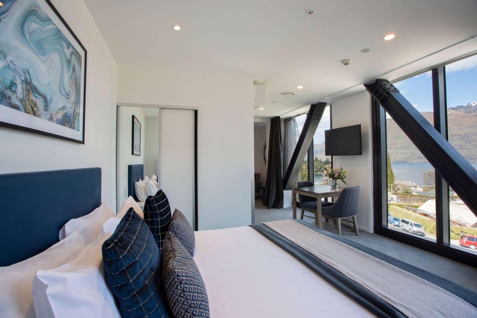 Ramada By Wyndham Queenstown Central Exterior foto